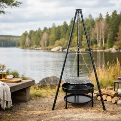 Bålsted trefod med bålfad og rist