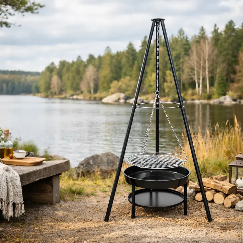 Bålsted trefod med bålfad og rist