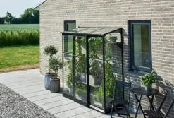 Halls Drivhus Qube Lean-to 26 hærdet glas - sort