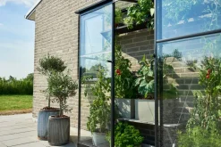 Halls Drivhus Qube Lean-to 26 hærdet glas - sort
