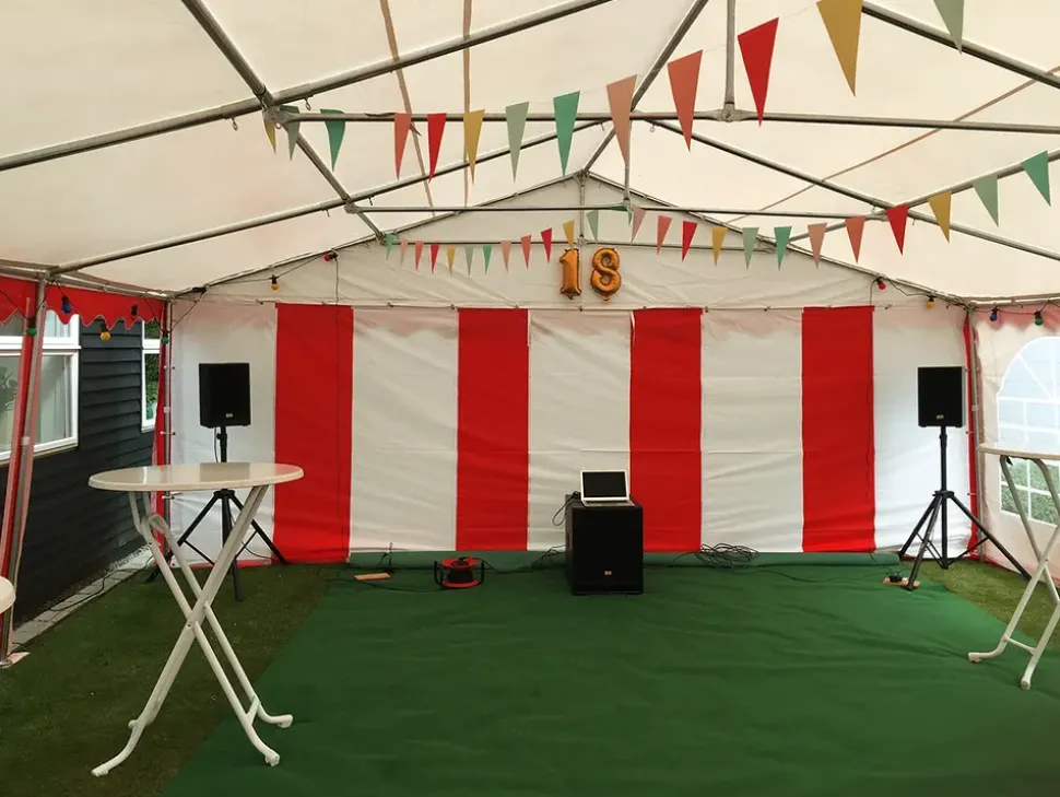 KOSAMA Partytelt PVC 6 x 8 m - rød/hvid
