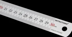 Mitsutomo Stållineal 300 mm rustfri