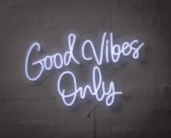 Neonskilt Good Vibes Only H. 40 x B. 61 cm